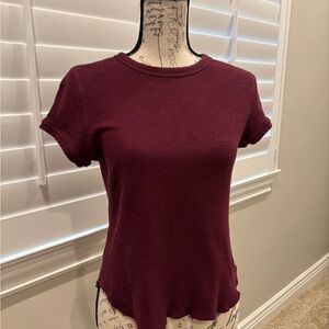 Everlane Burgundy Short Sleeve Knit Tee